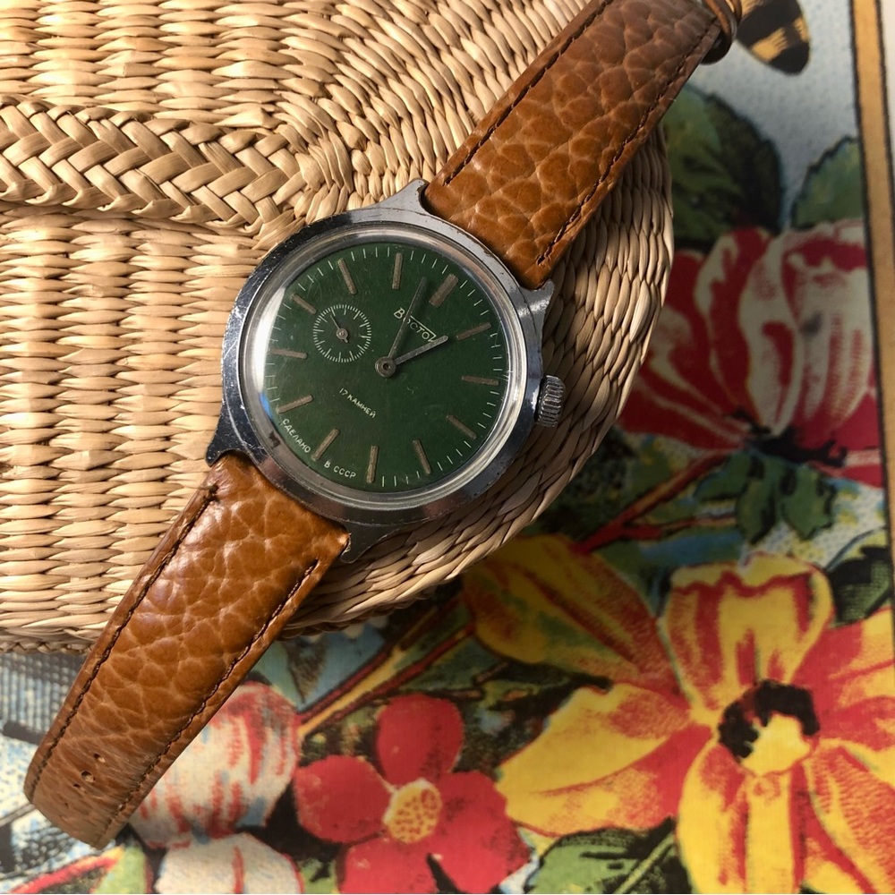 Vintage Mechanical Soviet Watch - Picture 2 of 5